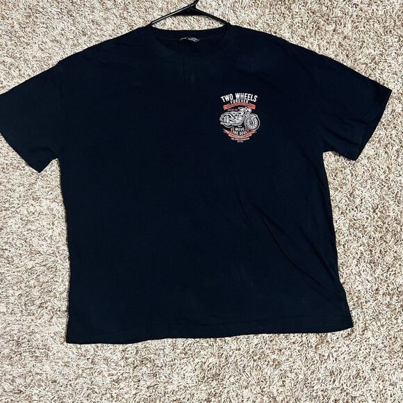 SHEIN Other - 🔥🏍 TWO WHEELS FOREVER Vintage Motorcycle Community graphic- not Vintage or AOP